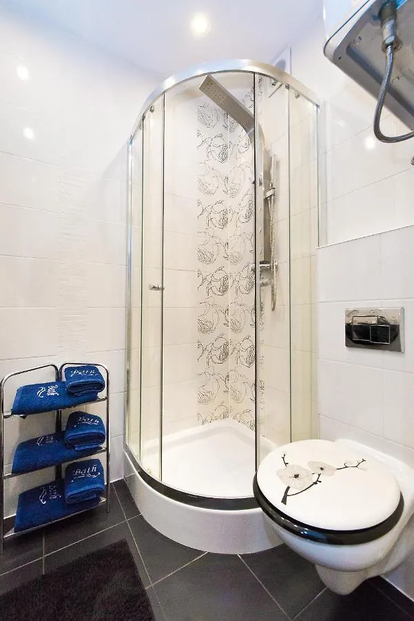 Gdanskie Apartamenty - Apartamenty - Dluga Z Widokiem Na Ratusz I Nad Motlawa 0*, Gdansk Poland