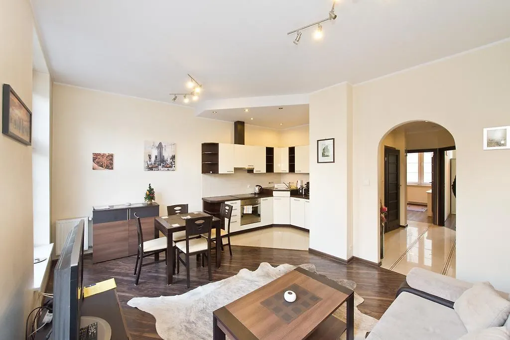Apartment Gdanskie Apartamenty - Apartamenty - Dluga Z Widokiem Na Ratusz I Nad Motlawa