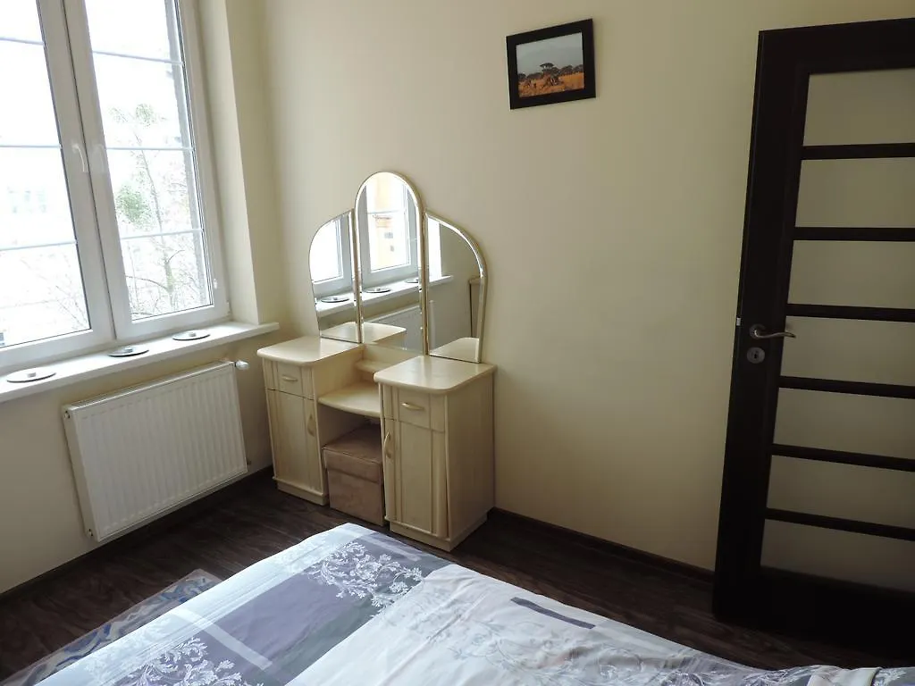 Apartment Gdanskie Apartamenty - Apartamenty - Dluga Z Widokiem Na Ratusz I Nad Motlawa Poland